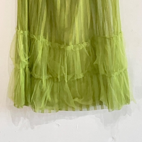 Lime green lace summer dress - Picture 6 of 9